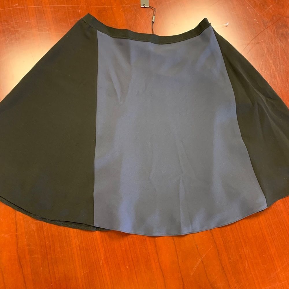 T Tahari Black Circle Skirt sz 12 NWT